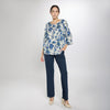 Blusa de flores corte amplio