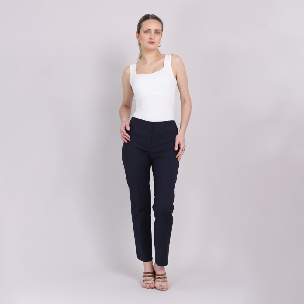 
                  
                    Pantalón Skinny Tiro Alto
                  
                