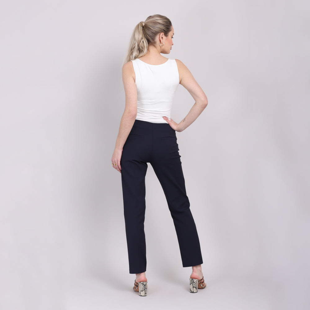 
                  
                    Pantalón Skinny Tiro Alto
                  
                