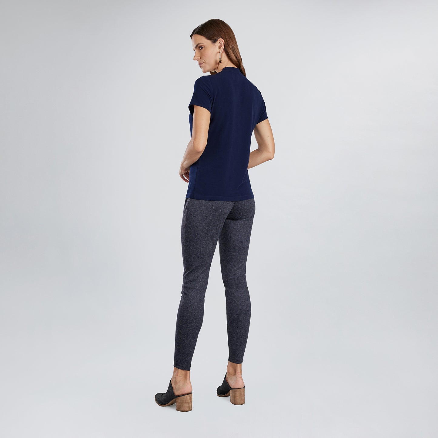 
                  
                    Pantalón Skinny Soft
                  
                