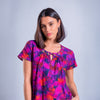 Blusa de manga corta con estampado bugambilia
