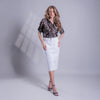 Blusa estampada con hebilla lateral