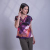 Blusa de manga corta con estampado cálido