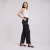 Pantalón negro con puntos blancos