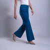 Pantalón acampanado