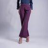 Pantalón de corte acampanado