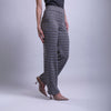 Pantalón con estampado geométrico