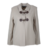 Saco con cuello camisero y tarugos carey