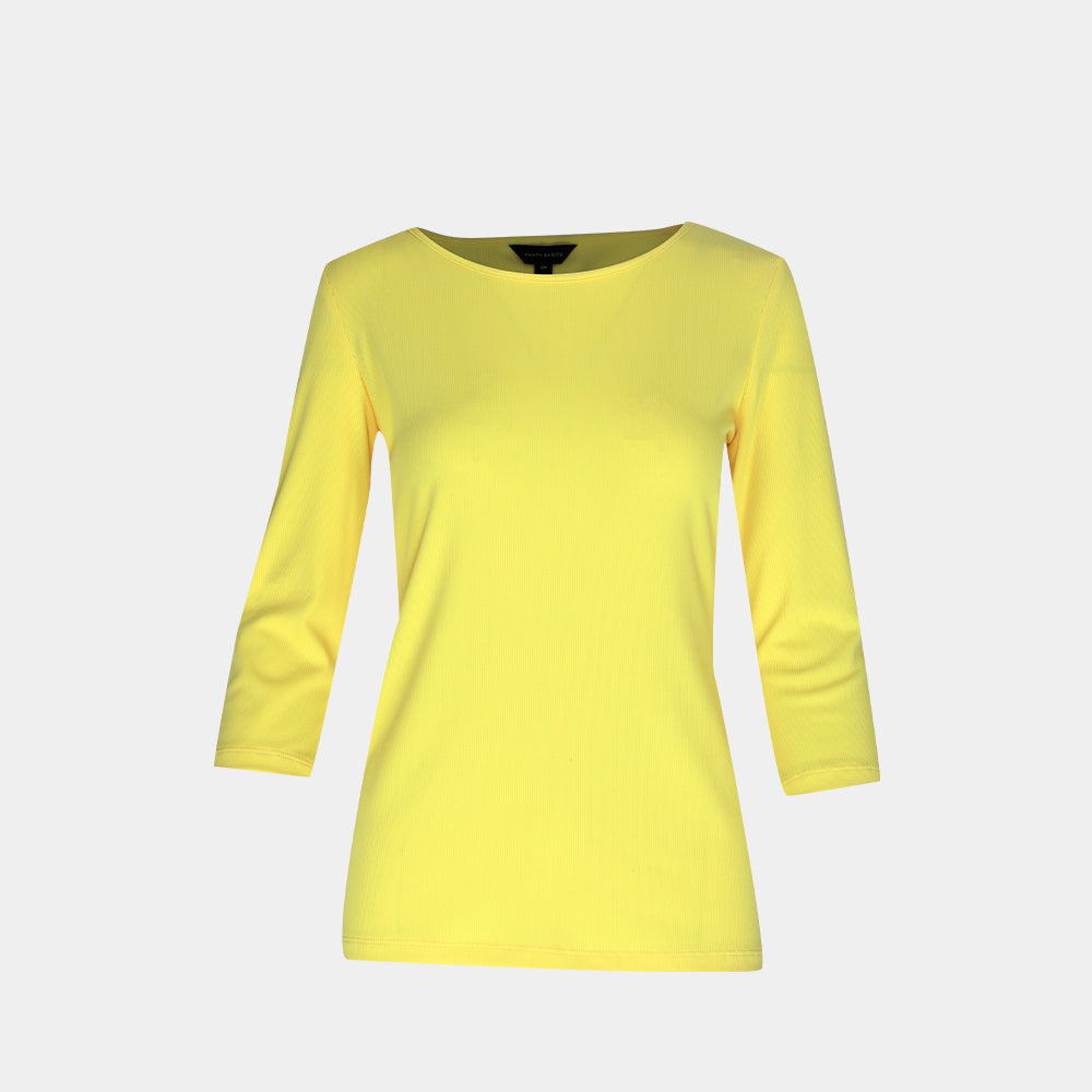 
                  
                    Blusa basica ajustable
                  
                