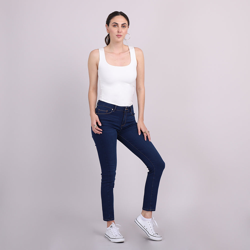 
                  
                    Jeans Romina
                  
                